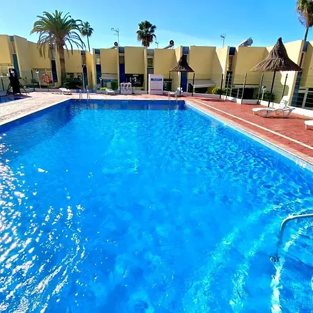 Bungalow El Cortijo ホテル *